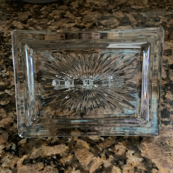 VINTAGE DIAMOND CUT GLASSWARE WITH LID - Picture 7 of 10